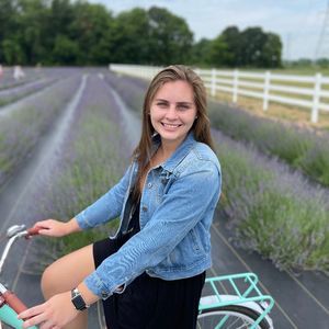 Meet your Posher, Nichole